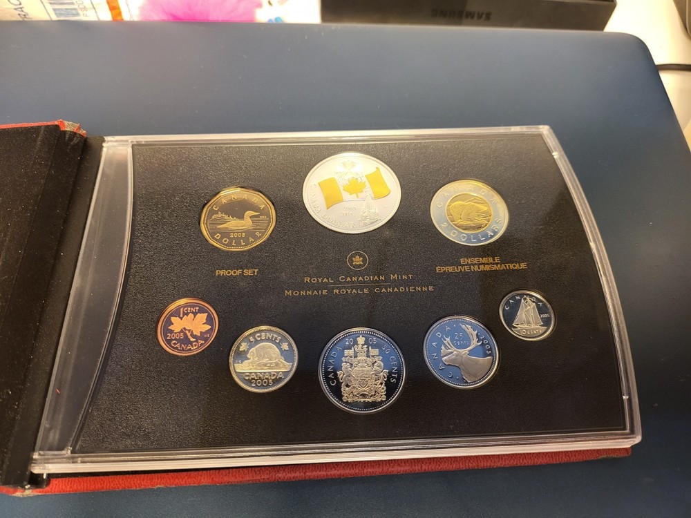 2005 Silver Canada 8 Coin Proof Set Box Missing COA