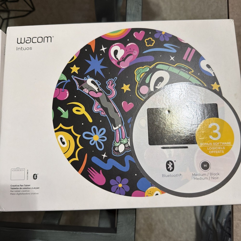 Wacom Intuos Medium Wireless Graphics Tablet - Black, Used