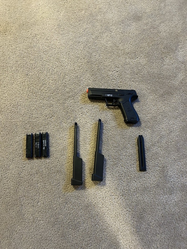 Airsoft Gun Pack relisting for buyer