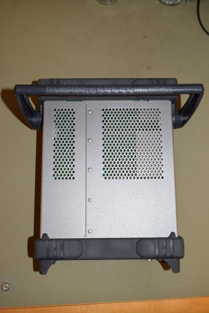 Keysight Agilent 33621A 120Mhz 1GS/s 14bit Arbitrary Waveform Function Generator