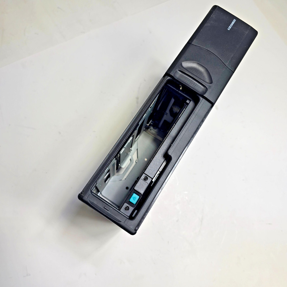 BMW E81 E82 E87 E88 E90 E91 E92 E93 6 DISC CD CHANGER NO MAGAZINE 9119707-01 OEM