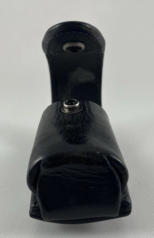 A. E. Nelson Leather Co. 24M3-1 Pepper Spray Carrier