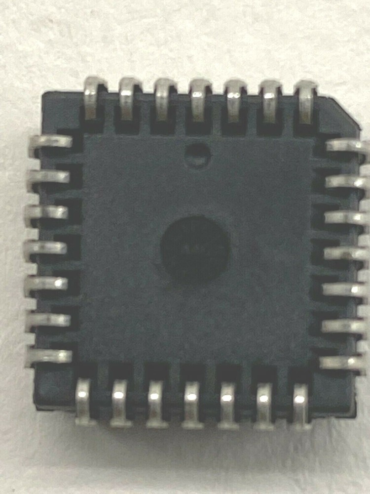 ONSEMI MC100E310FN Clock Drivers & Distribution 5V 2:8 ECL Diff