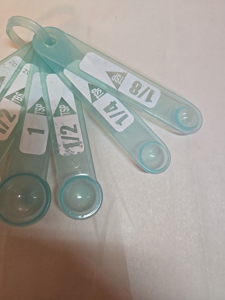 Six Piece Blue Measuring Spoon Set