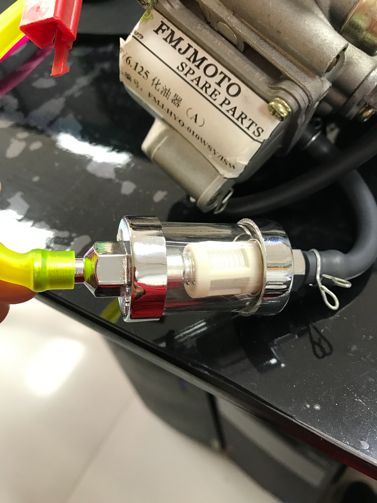 UNIVERSAL FUEL FILTER HIGH PERFORMANCE (1/4")