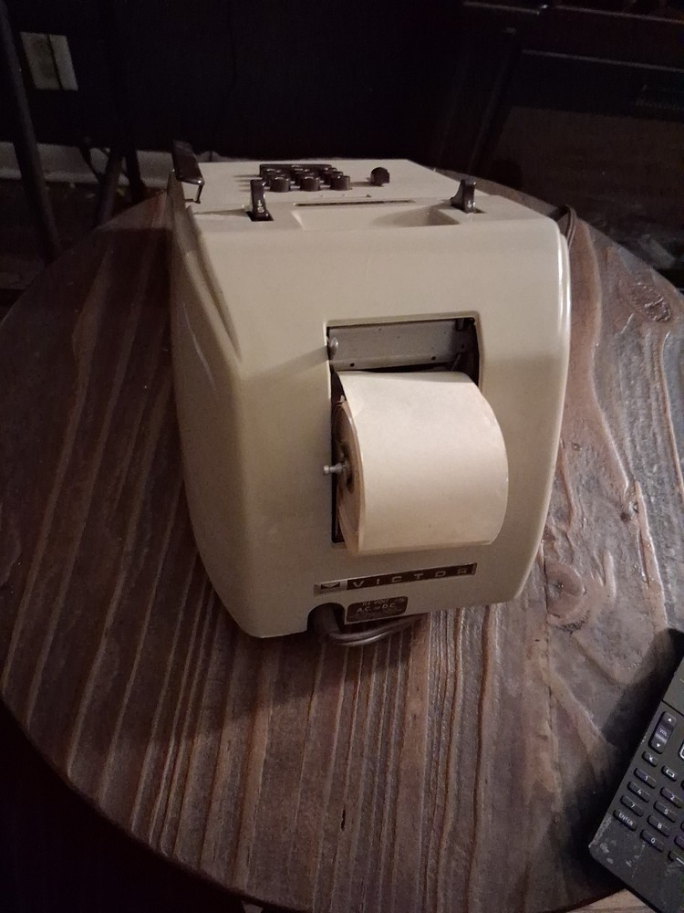 Vintage Victor 7 82 54 Adding Machine Calculator