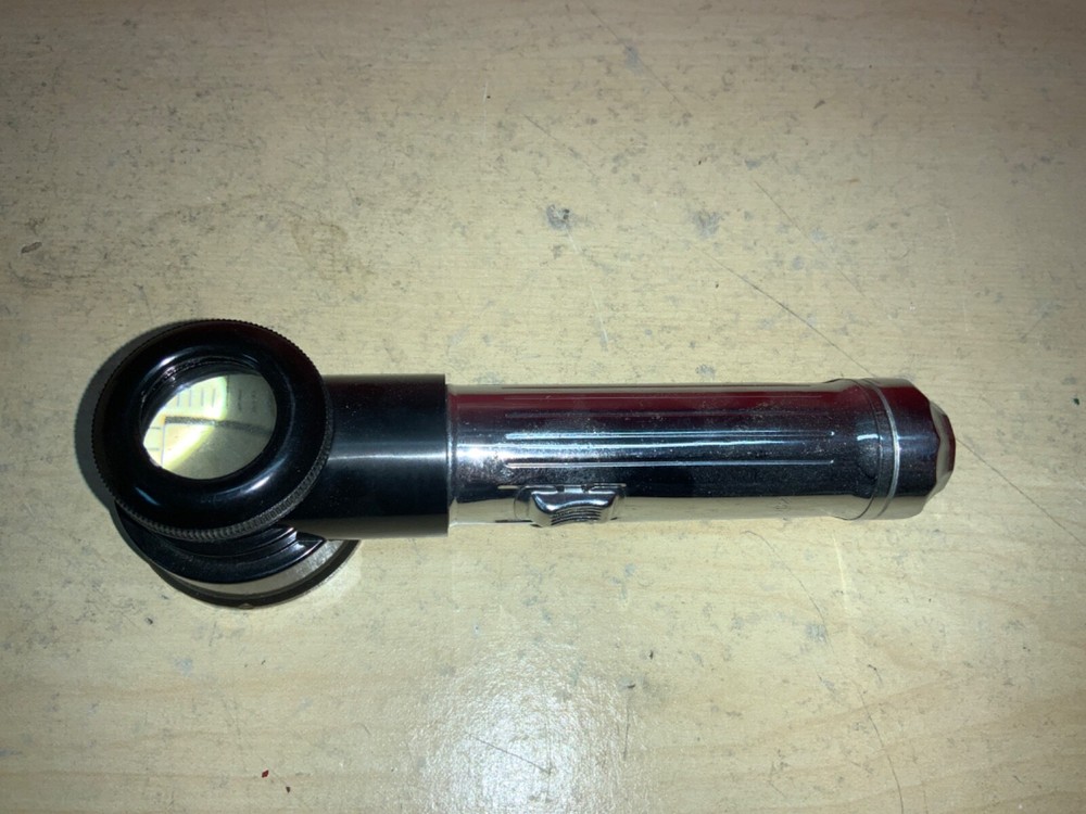 T.O.C. Flash Magnifier