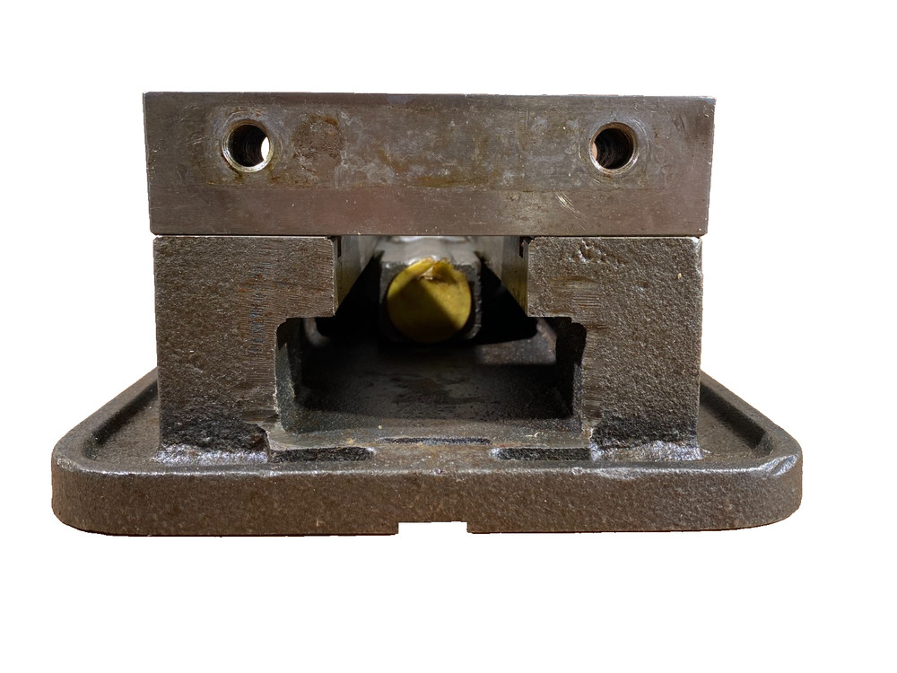 Kurt D675 Precision Machine Vise 6" Jaw Width - Handle Included
