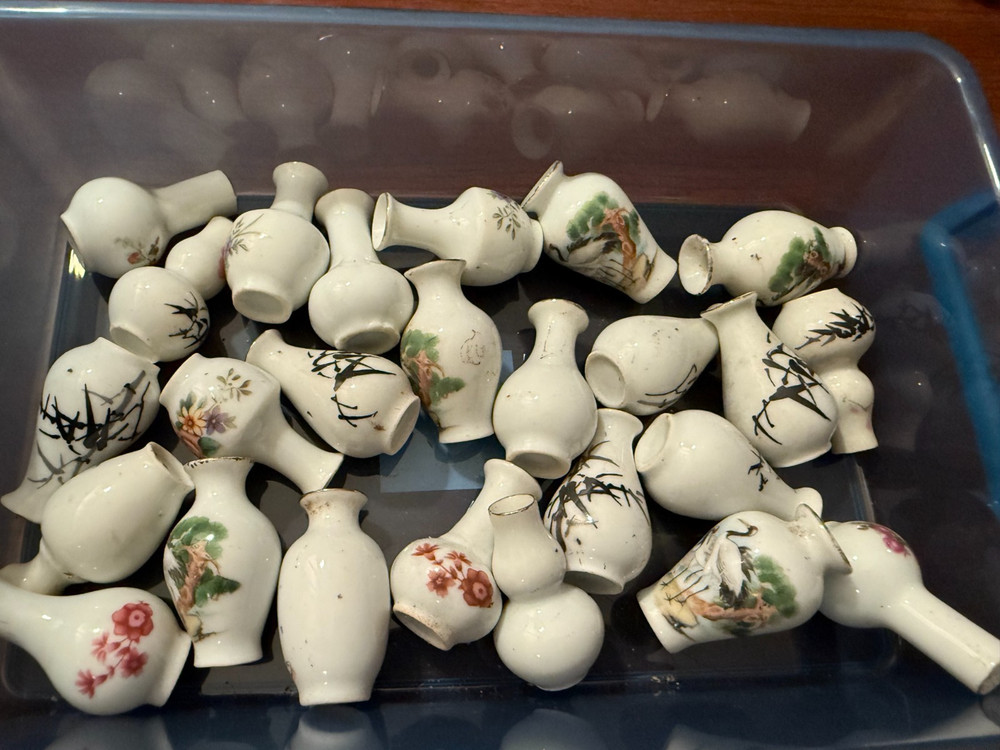 2" Porcelain Vase 25pcs
