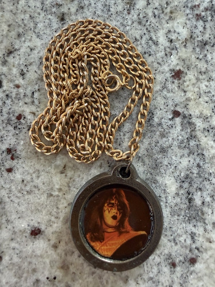 KISS 1977 GOLD ACE FREHLEY ONE STOP NECKLACE & PENDANT AUCOIN VINTAGE MEGA RARE!