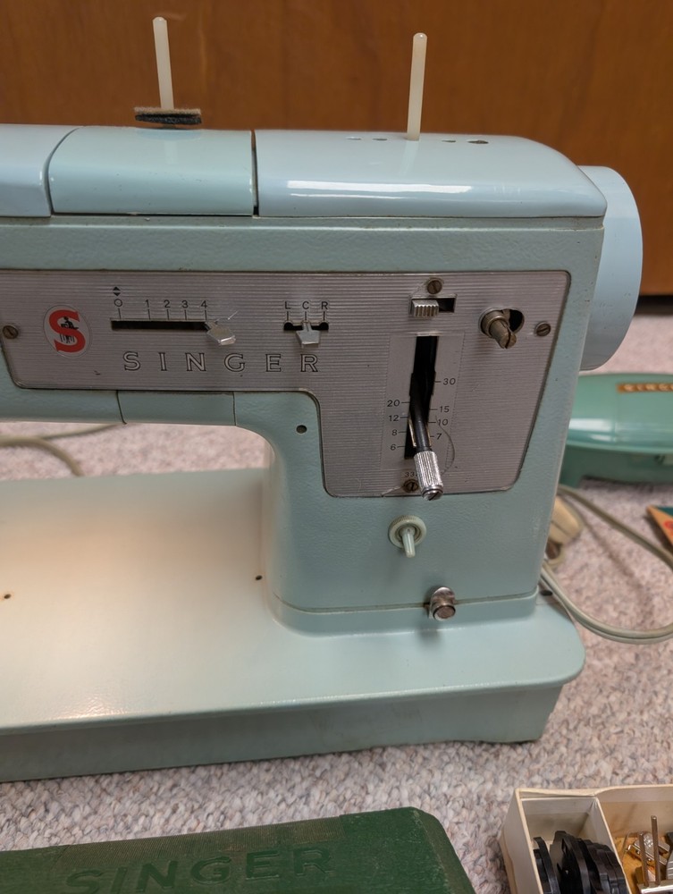 SINGER 338 Sewing Machine Blue With Attachments. Working