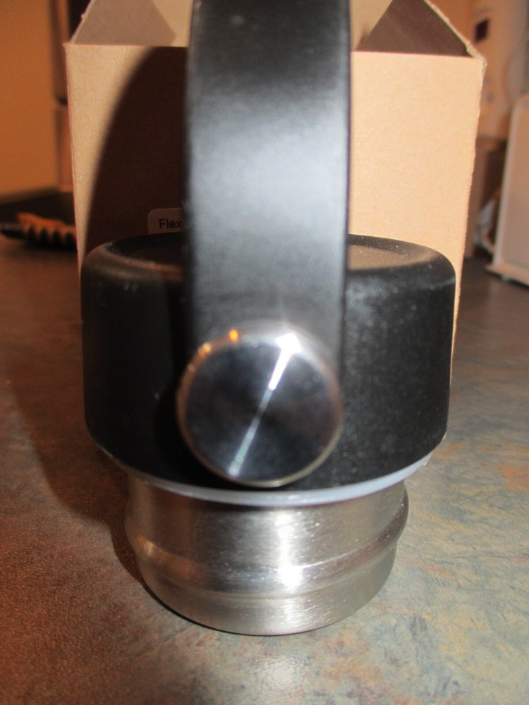 Flex Lid with Flexible Handle- 1 1/2"