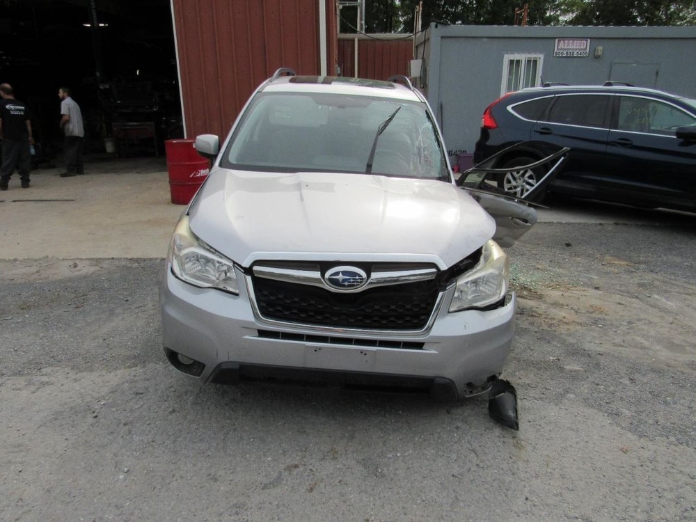 Camera/Projector Rear View Camera Gate Mounted Fits 14-16 FORESTER 1105123