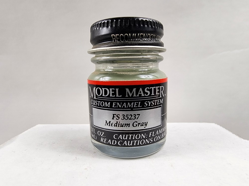 Testors Model Master Medium Gray 1721 Flat Enamel Paint .5 oz 1/2 oz