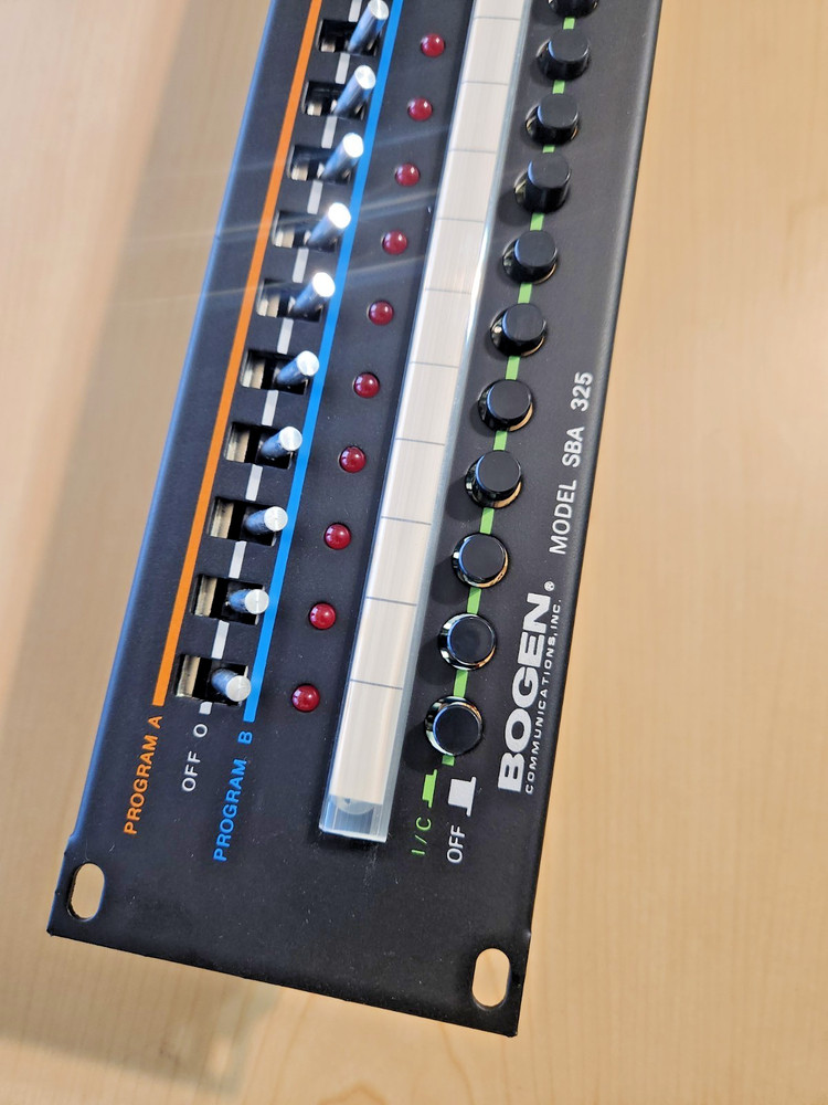 Bogen SBA 325 25-Zone Audio Program Selector Panel Rack Mount Paging System NEW