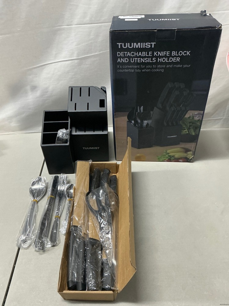 32-Piece Knife Set with Block, Sharpener, Silverware Set, an