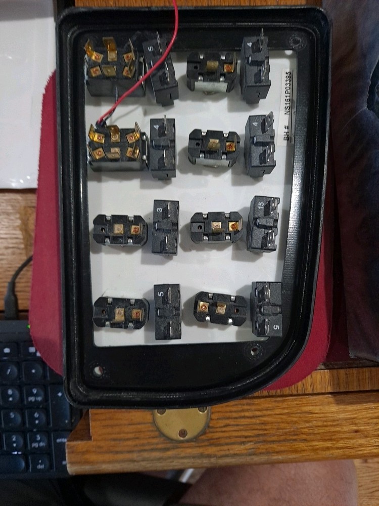 Switch Panel P# 8SW8B1ACC