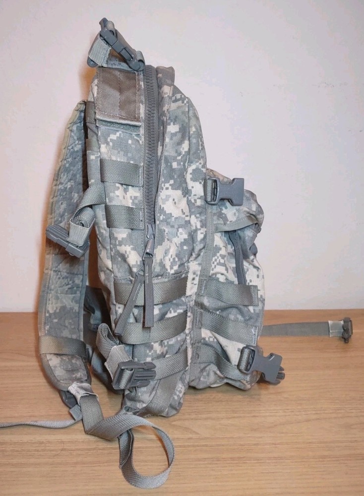 USGI OCP MOLLE II Medium Complete Rucksack Ruck Backpack Multi Camo w/ Frame