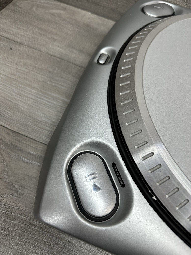 Numark TT200 DJ Turntable For Parts Untested