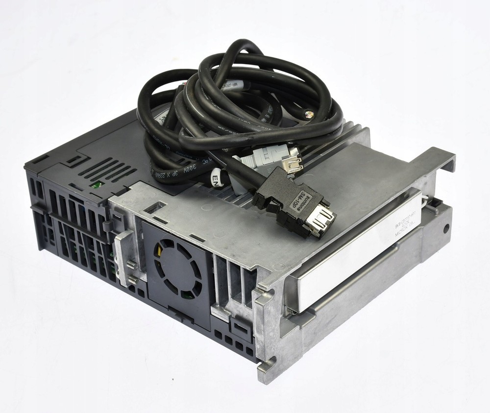 Mitsubishi MR-J3-70B-RJ004 CNC Controller