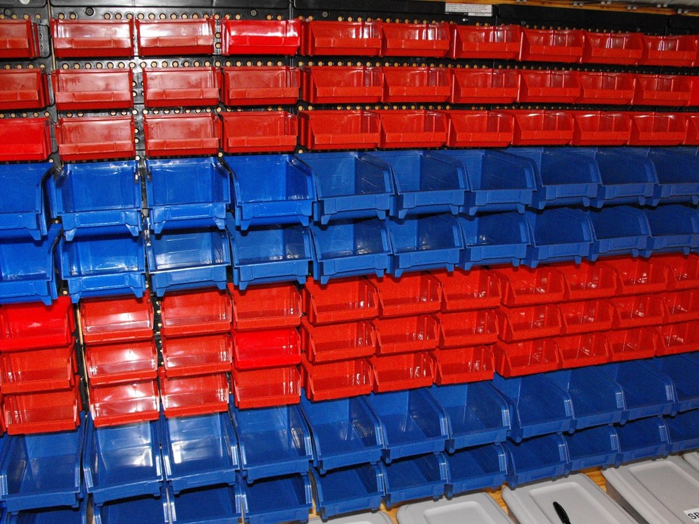 1 Harbor Freight Wall Mount Hanging Storage Bin Replacement Red Small Bin Plasti