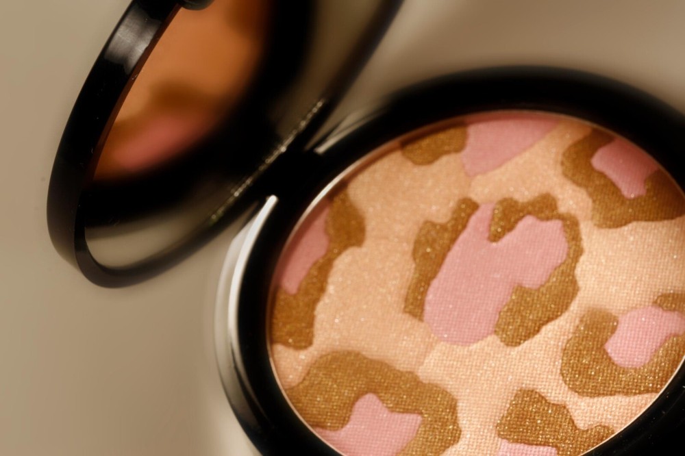 #7-California Glow Bronzer-Sassy Leopard
