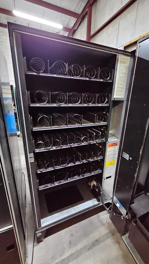 FULLY WORKING! AMS 39 40 Selection Snack Vending Machine Candy Machine MDB IVEND