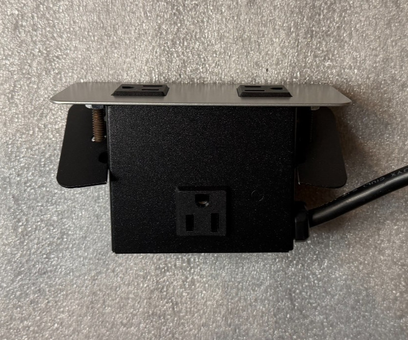 Dekko Cove silver 2 surface power + 1 under surface power module