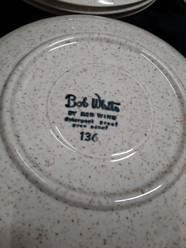 Pair Red Wing Bob White 2 Cups & 2 Saucers