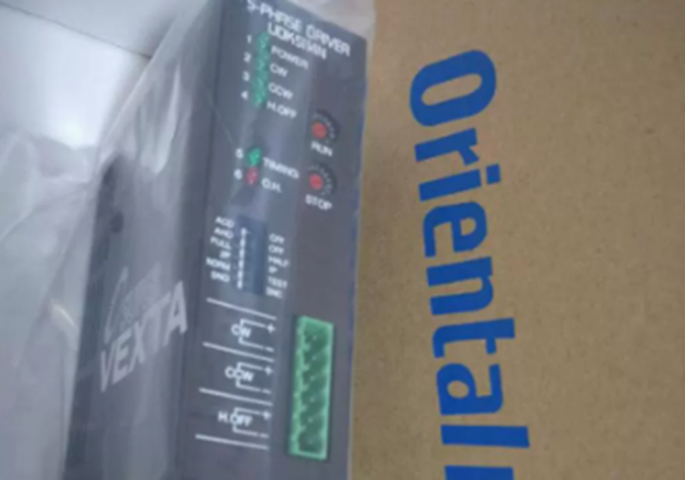 NEW VEXTA UDK5114N Stepper Motor Driver