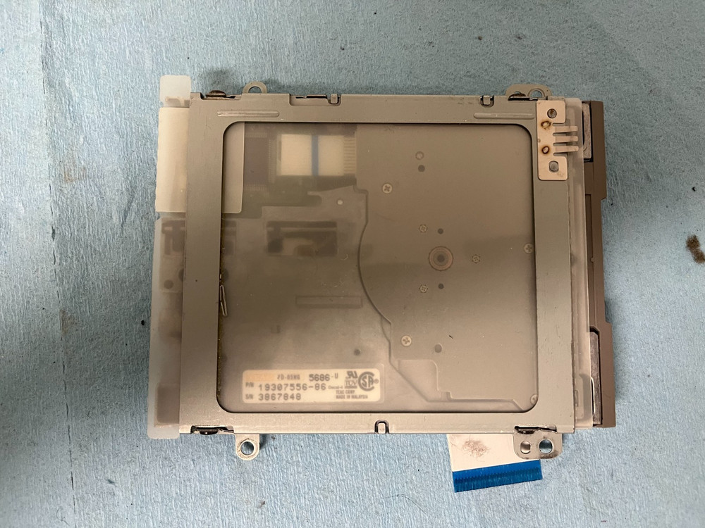 Toshiba Satellite305 cds Floppy Disk Drive