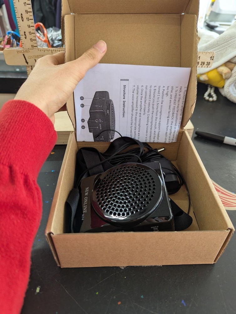 Portable Voice Amplifier With Headset Mic & Adjustable Strap