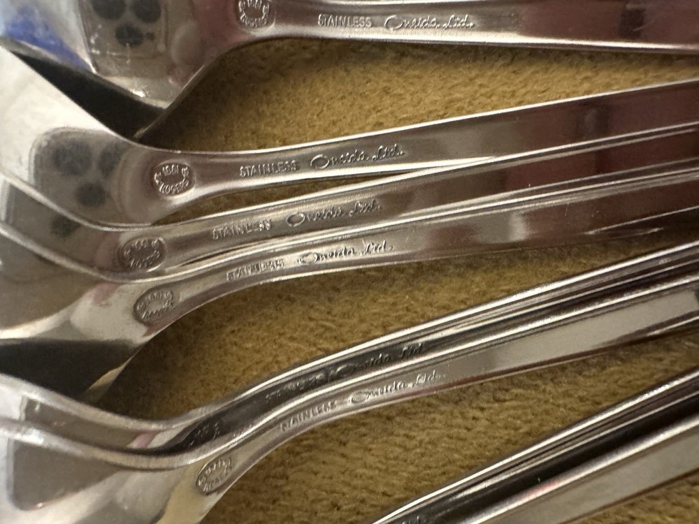 (12) Teaspoons Oneida MELISSA Stainless Flatware