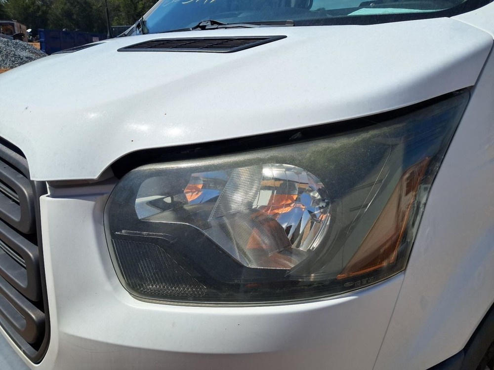 TRANSIT25 2017 Glove Box 4812348