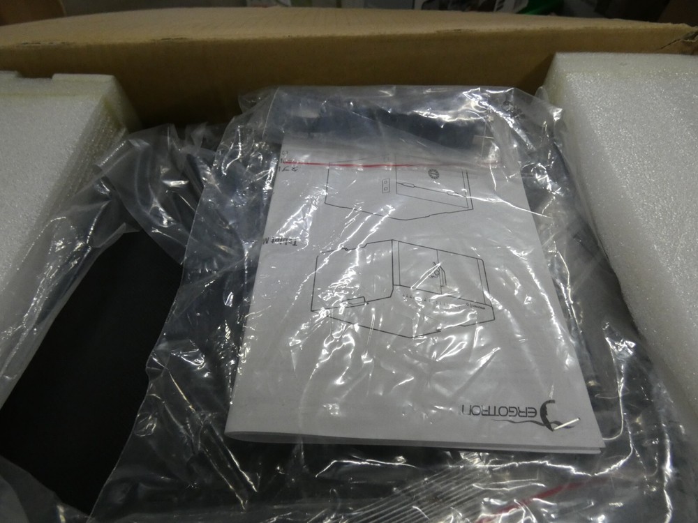 Ergotron 24-235-085 Tablet Management Single Desktop Module 16 Tablet Capacity