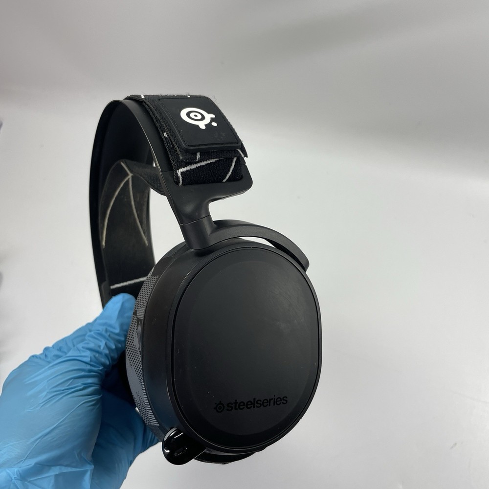 SteelSeries Arctis 7 Black Wireless Gaming Headset Tested (No Bluetooth)