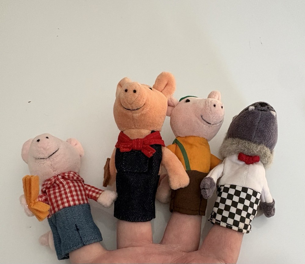 Three Little Pigs Finger Puppets