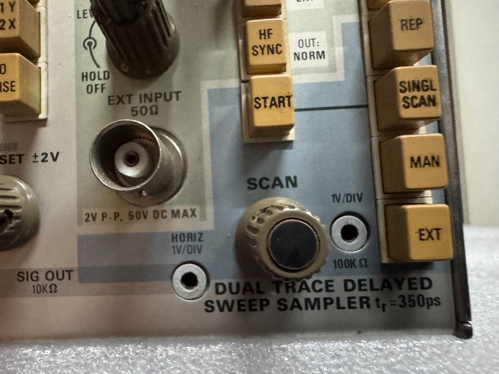Tektronix 7S14 Dual Trace Delayed Sweep Sampler, tr=350ps