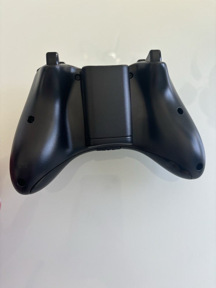 Microsoft Xbox 360 Wireless Controller Black/Black with Batteries NEW SEALED