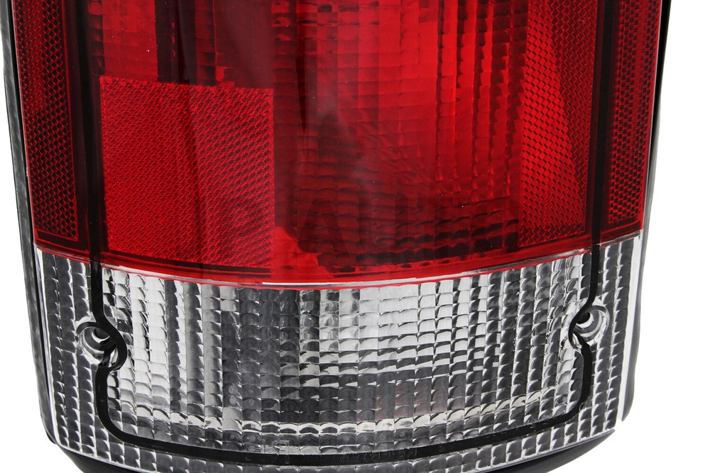 For 2004-2014 Ford E150 E250 E350 Excursion Tail Light Set Pair