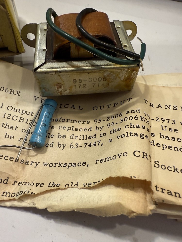 Vintage Zenith Replacement Part Vertical Output Transformer 95-3006BX NOS