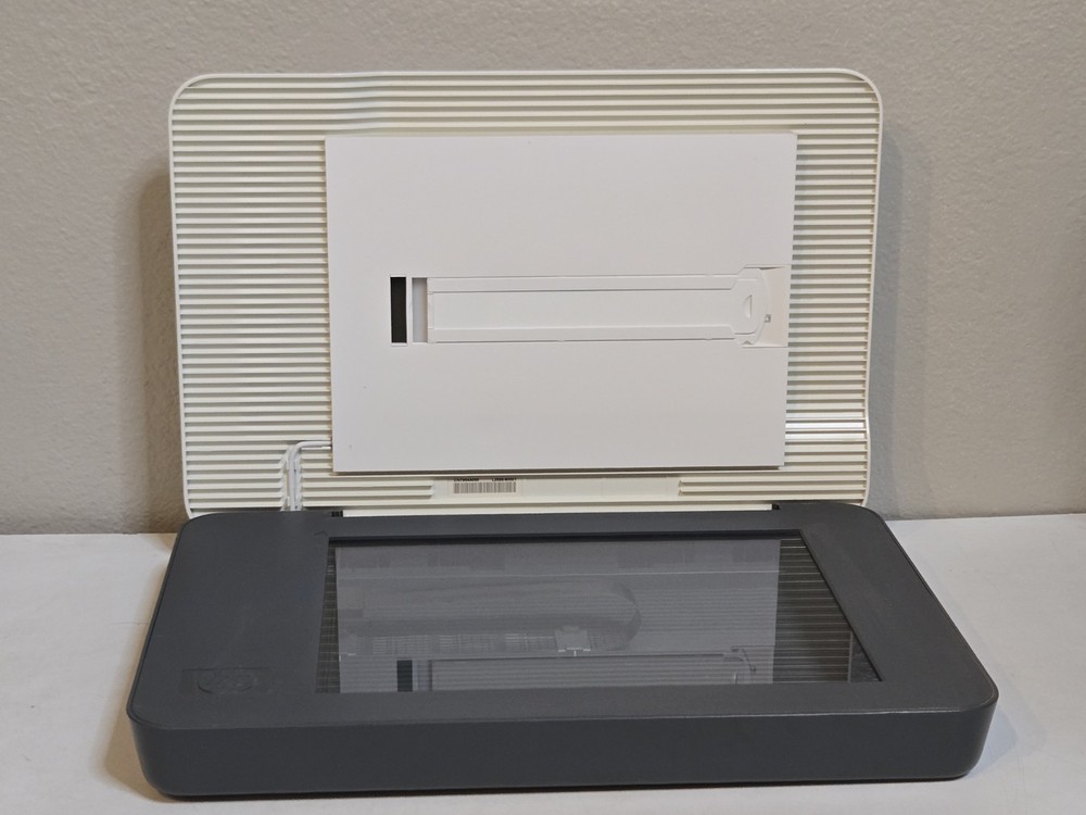 HP SCANJET G3110 FLATBED PHOTO SCANNER Tested/Working