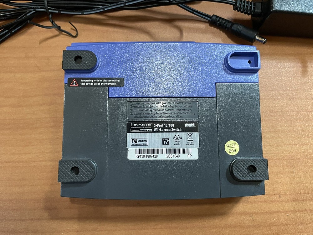 Linksys Cisco 5-Port Workgroup Ethernet Switch EZXS55W 10/100 EtherFast