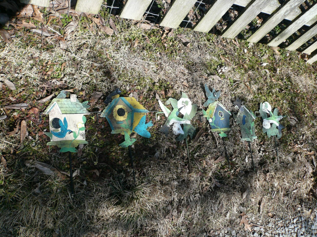 Mid Century Vintage Birds & Houses Metal Garden Border Stakes