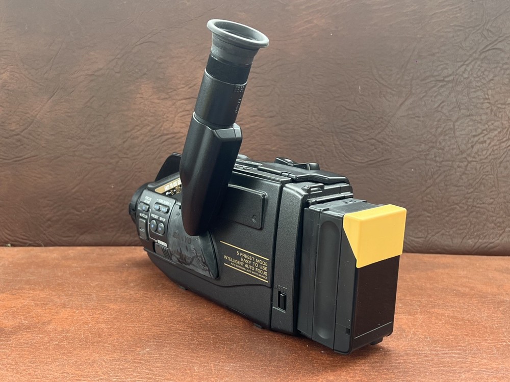 Faulty Sanyo VM-D90P Camcorder - genuine Untested