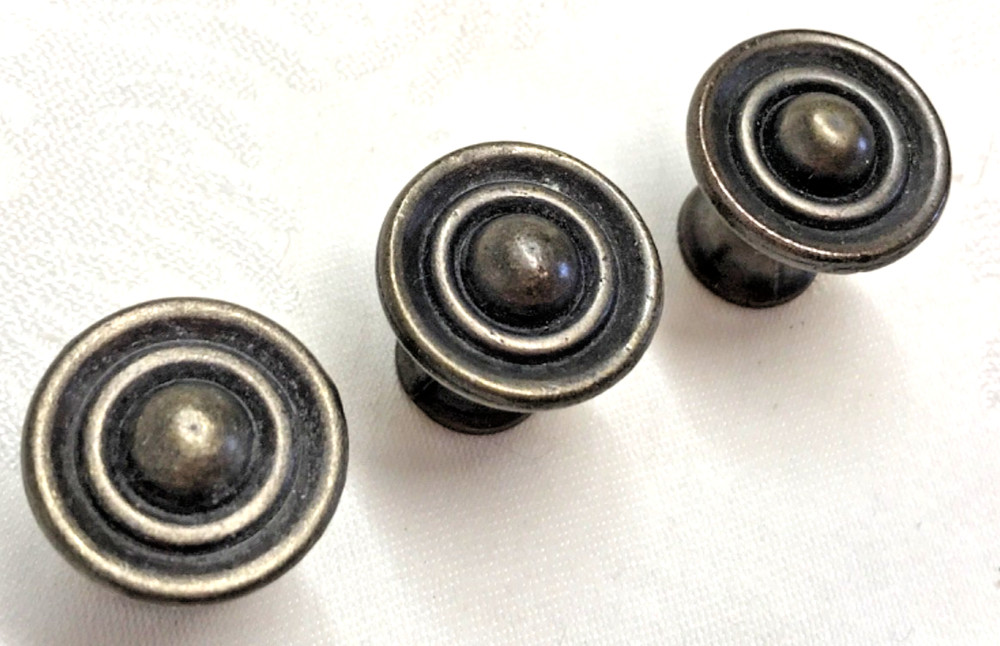 Vtg Set 3 BrassTone Round Cabinet Drawer Knobs Pulls Vint Style Hardware-1" X 1"