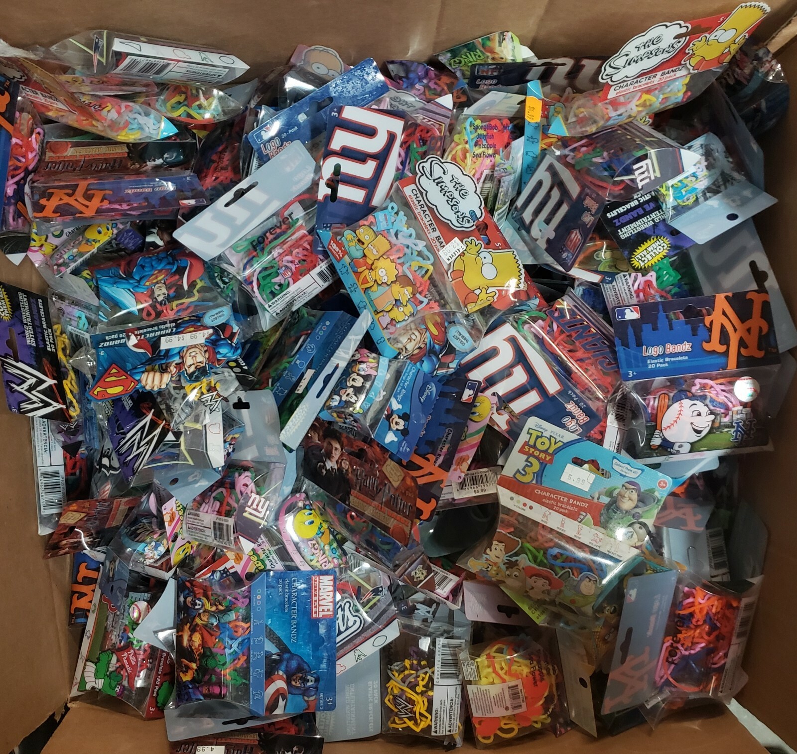 220 ASST. LIC'D CHARACTER RING & SPORT/WRESTL. SILLY BANDZ $70+ RETAIL NIP 13PKS