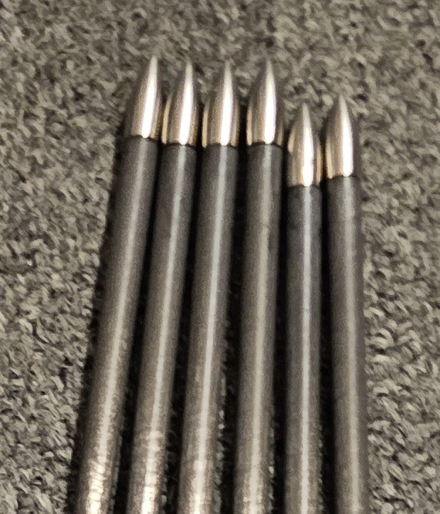 5 MM AXIS ARROWS BLAZER 2" VANES, SIZE 260 READ DESCRIPTION BELOW