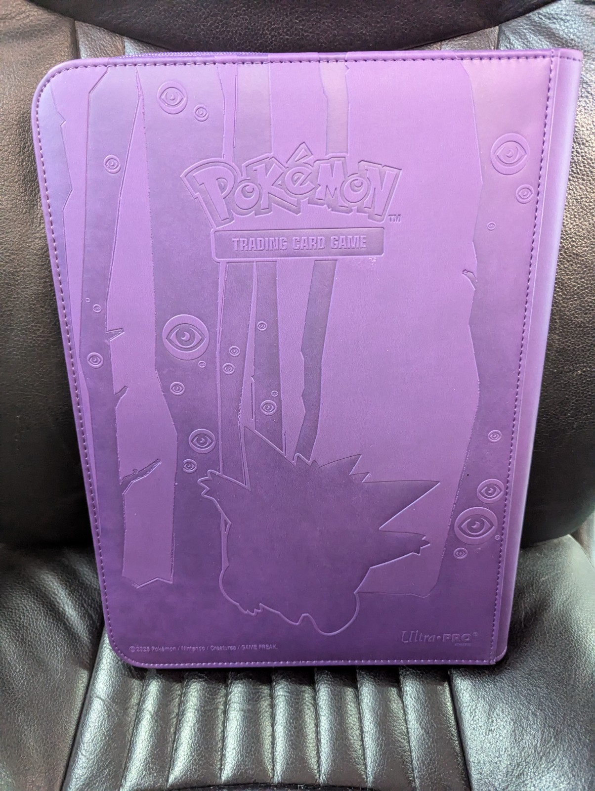 ULTRA PRO 9 POCKET ZIP BINDER ELITE GENGAR Q3-2025