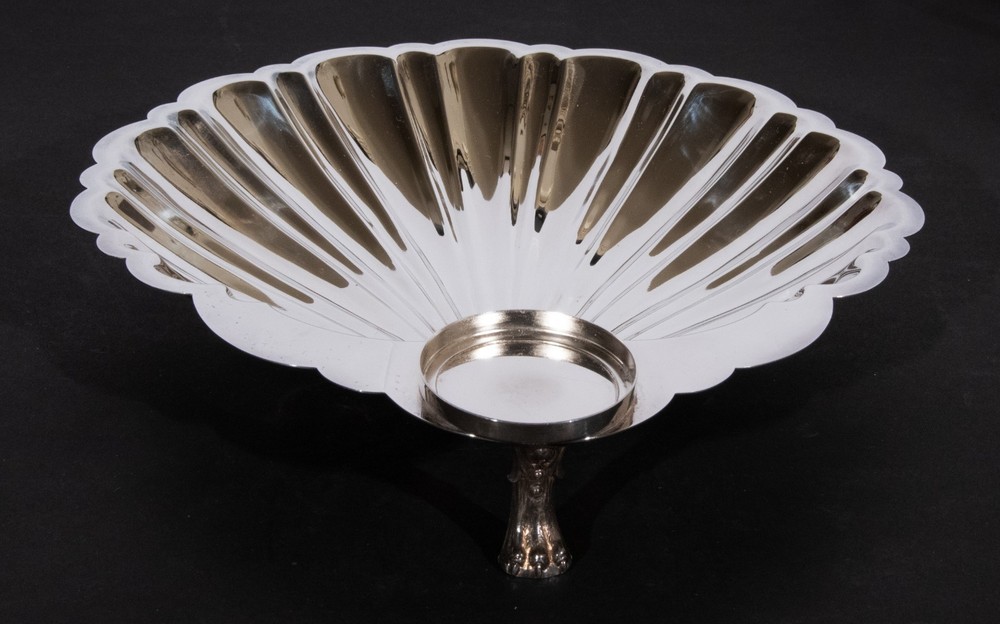 Footed Silverplate Clam / Scallop Shell Serving Bowl Large Seafood Server 11"